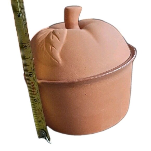 Set of 2 Terracotta Apple Shaped Dutch Oven Baking Dishes 5" - Picture 12 of 12